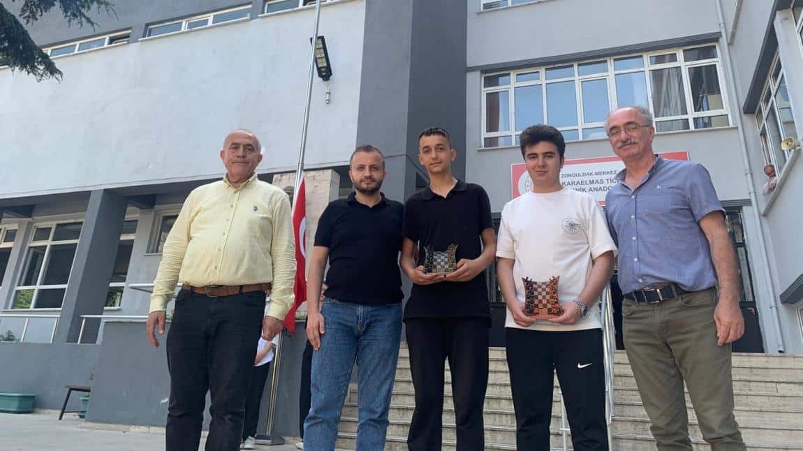 Gençlik haftası Santranç turnuvası gerçekleştirdik. 